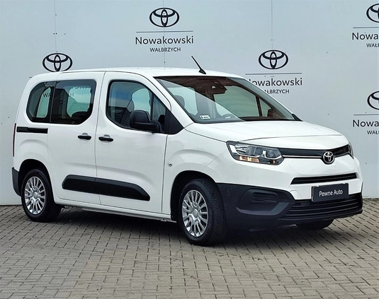 Toyota Proace City Verso cena 84900 przebieg: 73493, rok produkcji 2020 z Wałbrzych małe 172